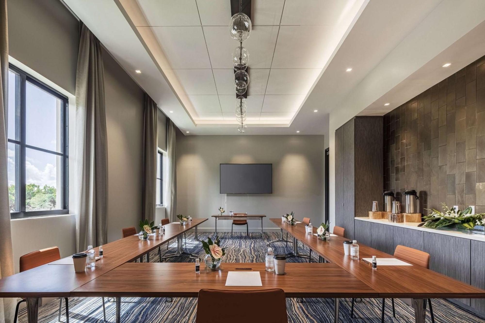 Thesis Hotel Miami Coral Gables, Curio Collection By Hilton エクステリア 写真
