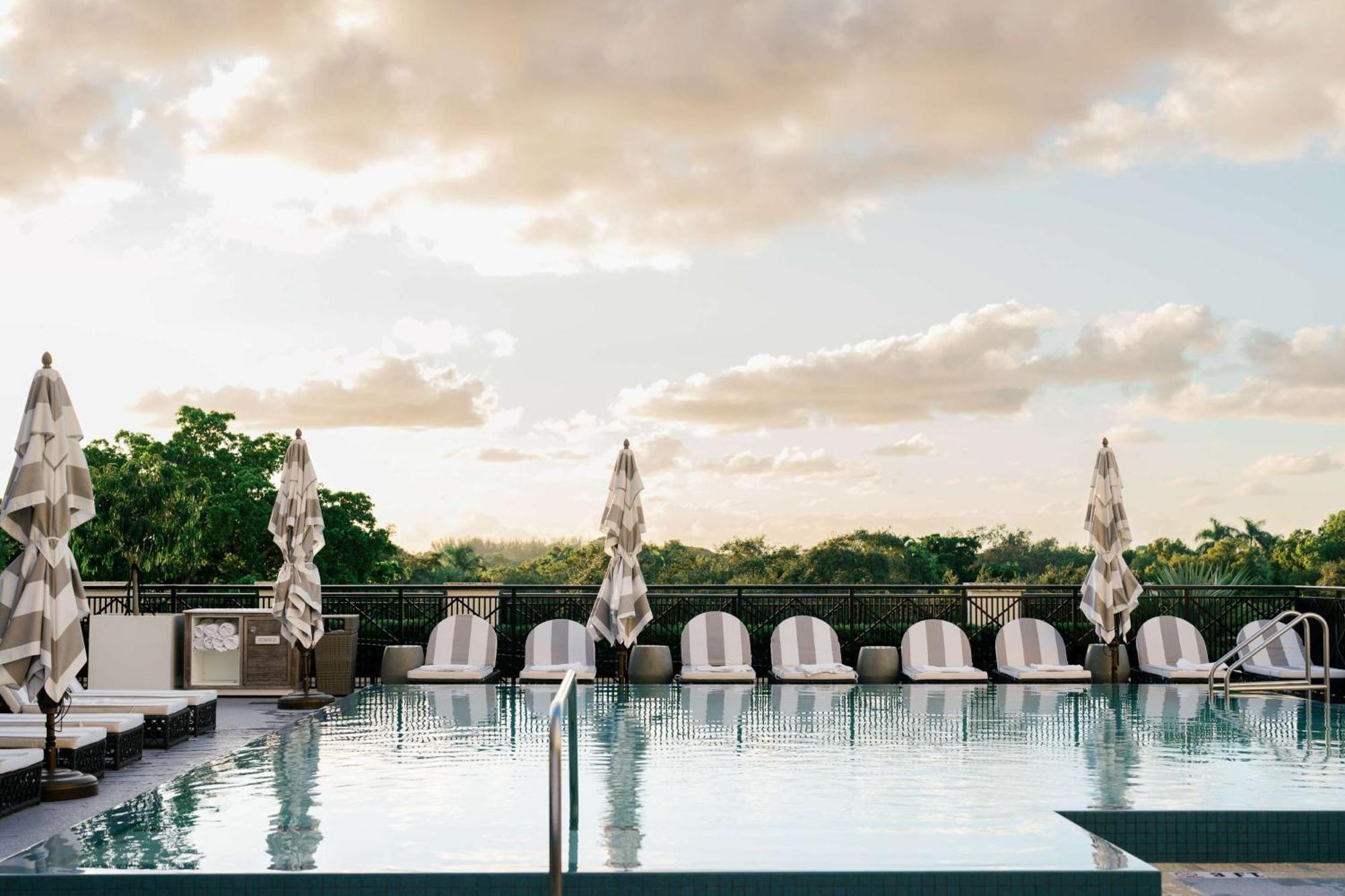 Thesis Hotel Miami Coral Gables, Curio Collection By Hilton エクステリア 写真